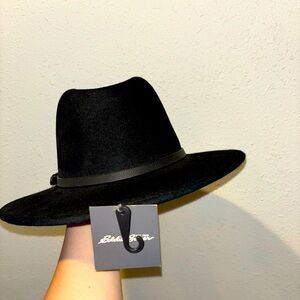 Eddie Bauer Women’s Black Felt Wide Brim Hat